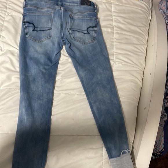 American Eagle jeans and Levi’s shorts - Picture 2 of 4